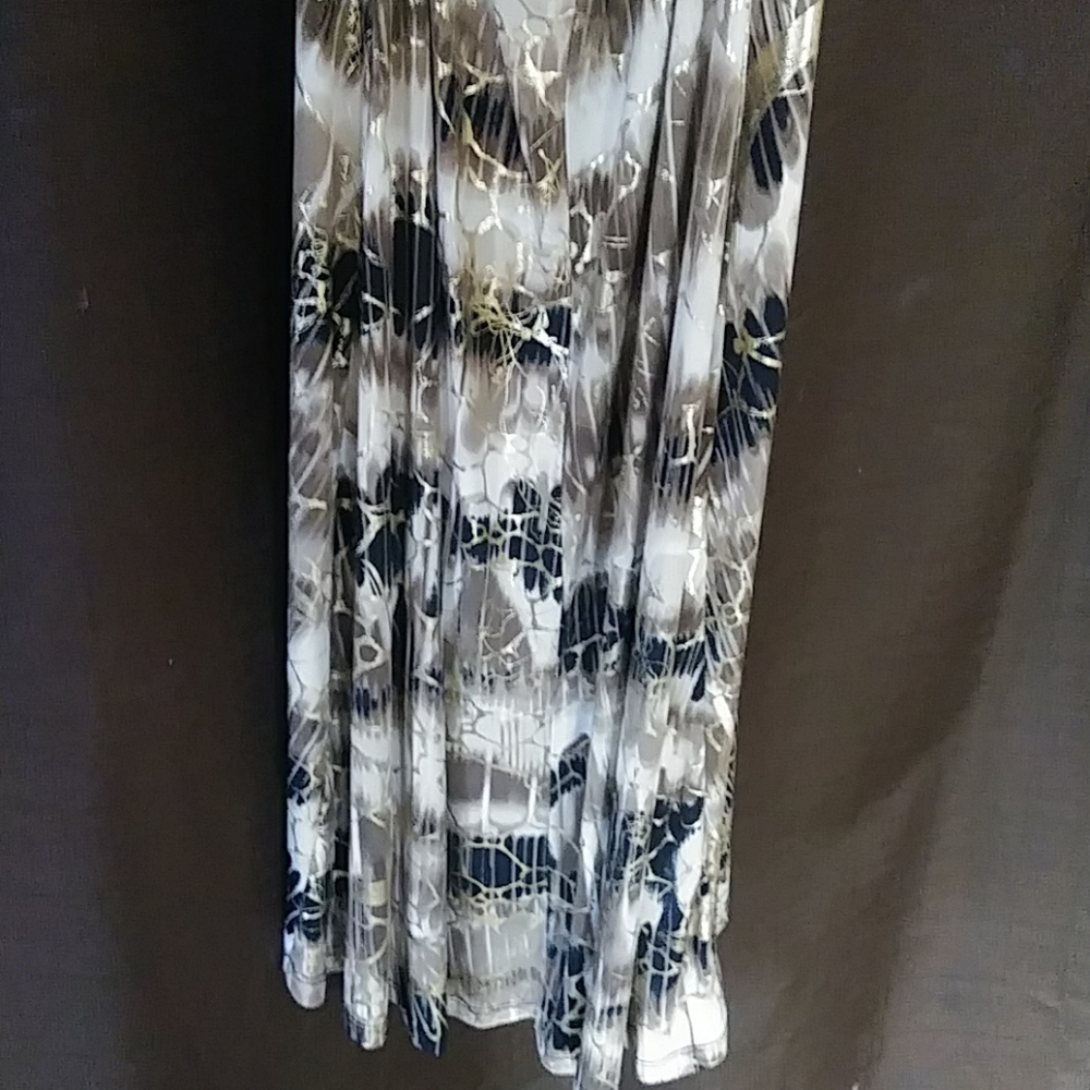 Dress - Picture 4 of 4